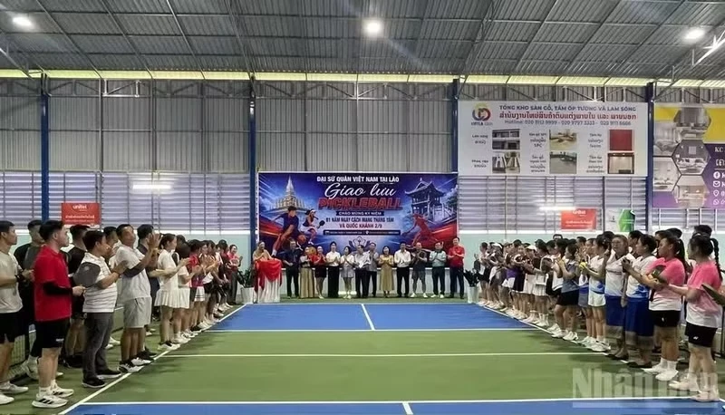 At the pickleball competition in Vientiane. (Photo: NDO)