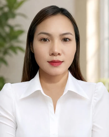 C&ocirc; gi&aacute;o Ho&agrave;ng Thị Hiền,  Hiệu trưởng Trường Mầm non Pải Lủng, x&atilde; Đồng Văn