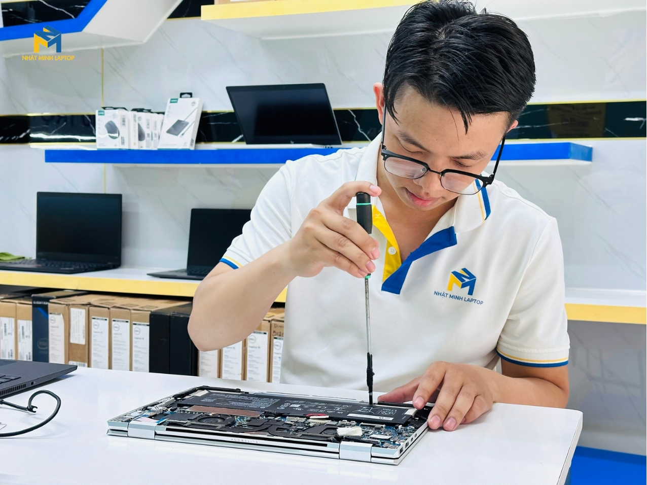 Địa điểm khắc phục và sửa chữa bàn phím laptop uy tín tại TPHCM