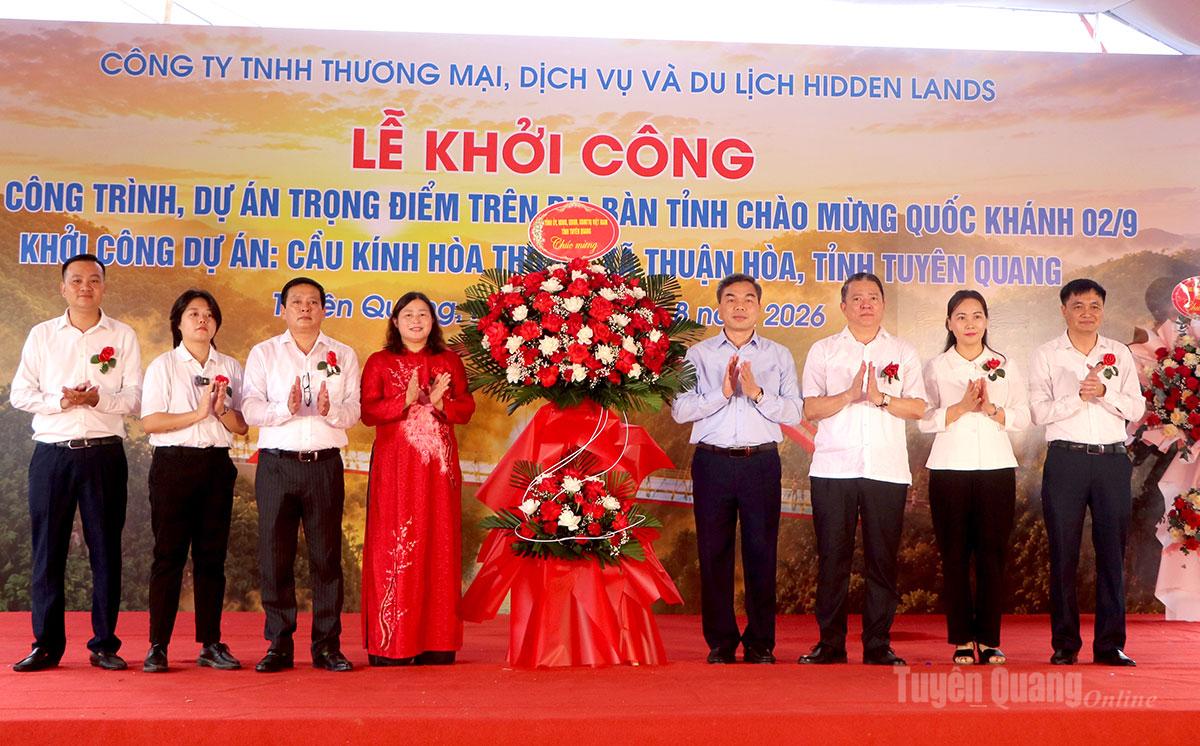 Khởi công Dự án cầu kính Hòa Thuận
