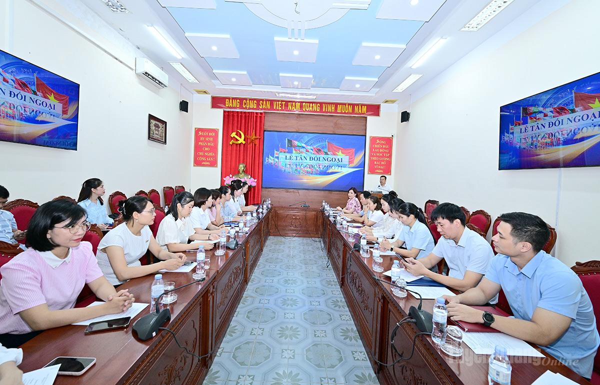 Các học viên dự tập huấn.