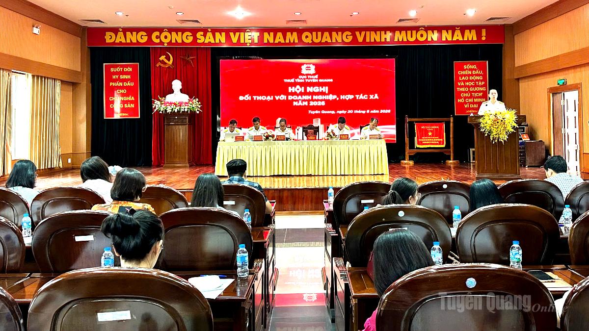 Thuế tỉnh Tuyên Quang tổ chức hội nghị đối thoại với doanh nghiệp, hợp tác xã.
