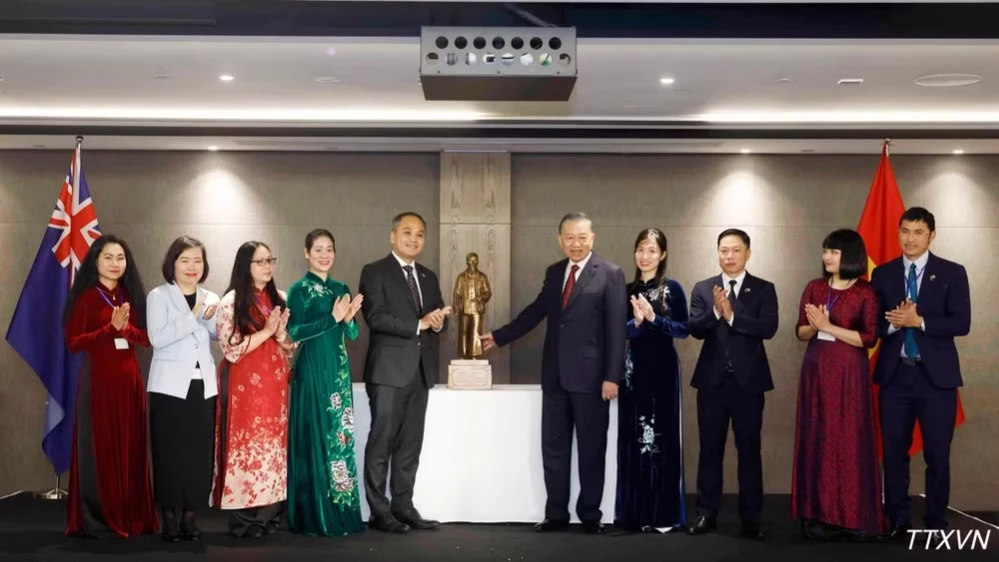 Xây dựng cộng đồng người Việt Nam tại New Zealand và nước đảo Nam Thái Bình Dương ngày càng phát triển