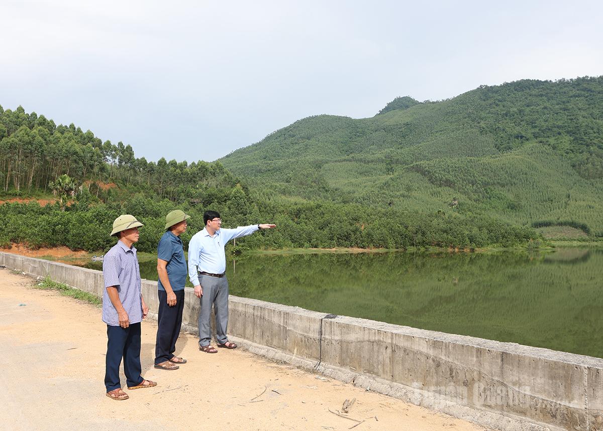 Hồ Đồng Trại tại xã Phú Lương đáp ứng được mục tiêu tưới ổn định cho 25 ha vụ xuân và 30 ha vụ mùa của nhân dân.