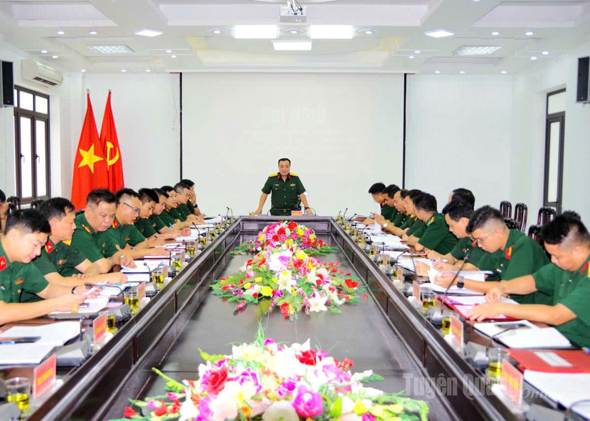 Các đại biểu dự hội nghị.