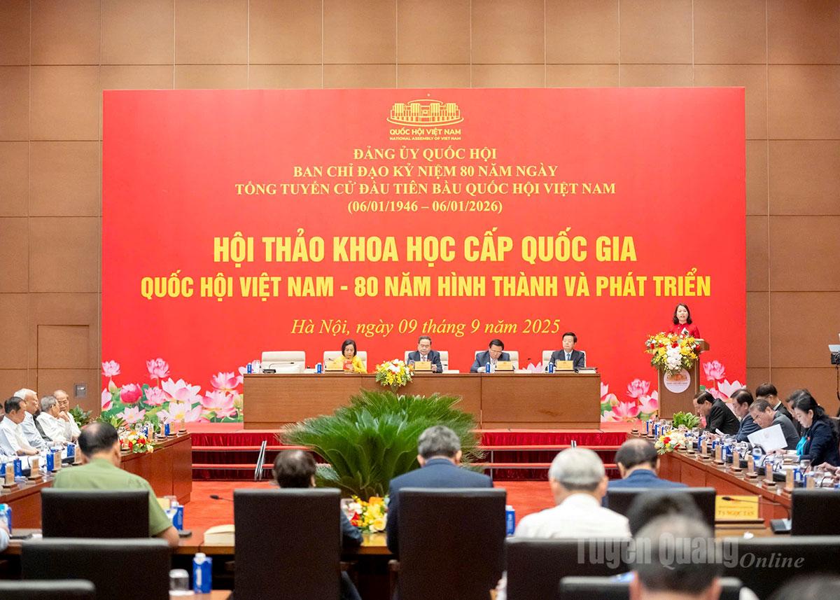 Toàn cảnh Hội thảo khoa học cấp quốc gia “Quốc hội Việt Nam - 80 năm hình thành và phát triển”.