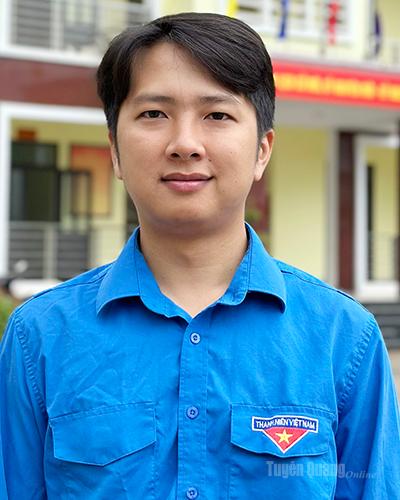 Đồng chí Đỗ Văn Tú, Bí thư Đoàn thanh niên xã Lũng Cú