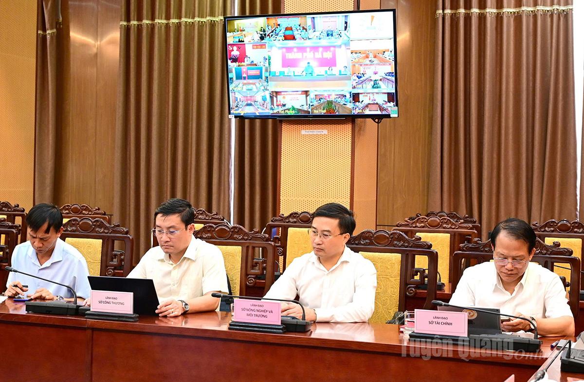 Các đại biểu dự tại điểm cầu tỉnh