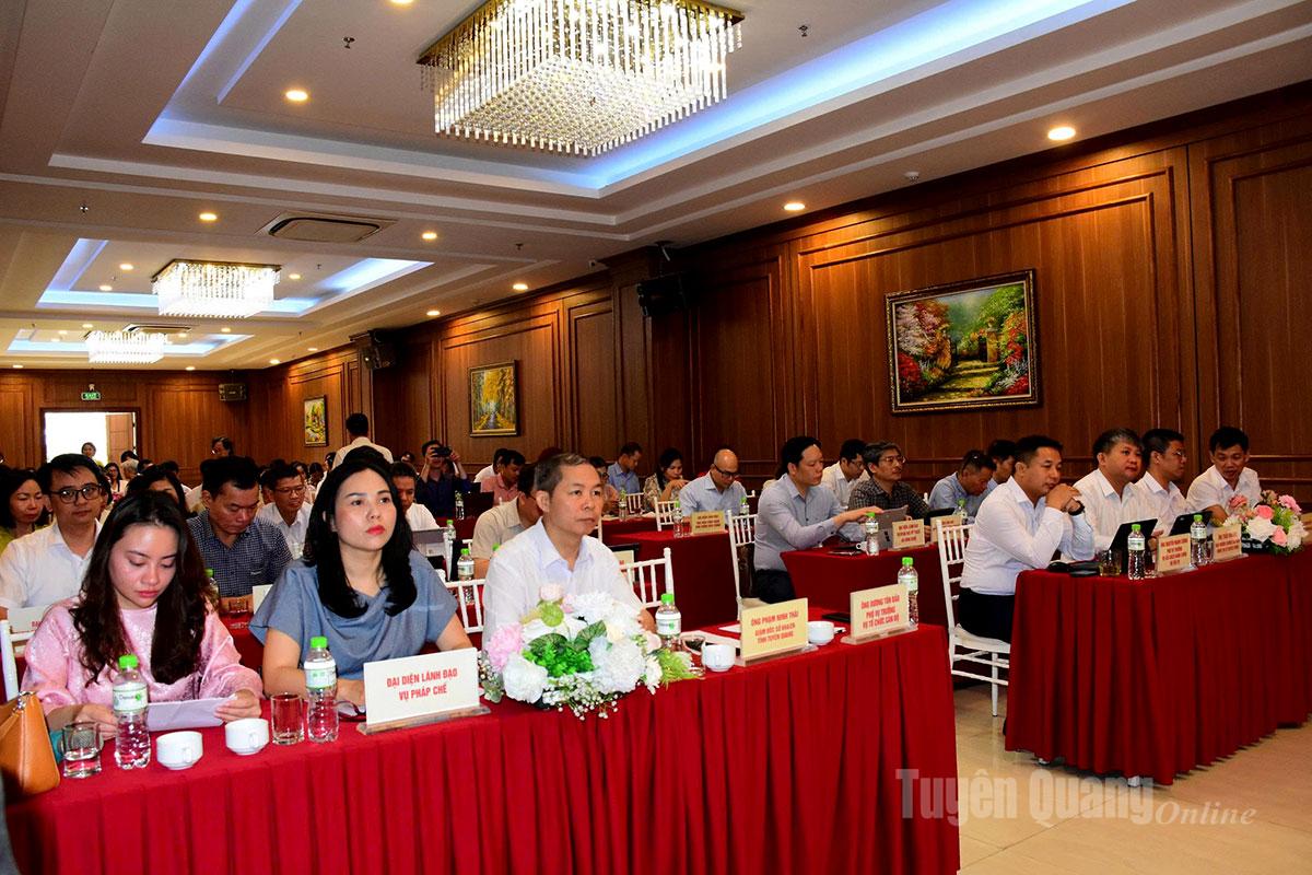 Các đại biểu dự hội nghị tập huấn.