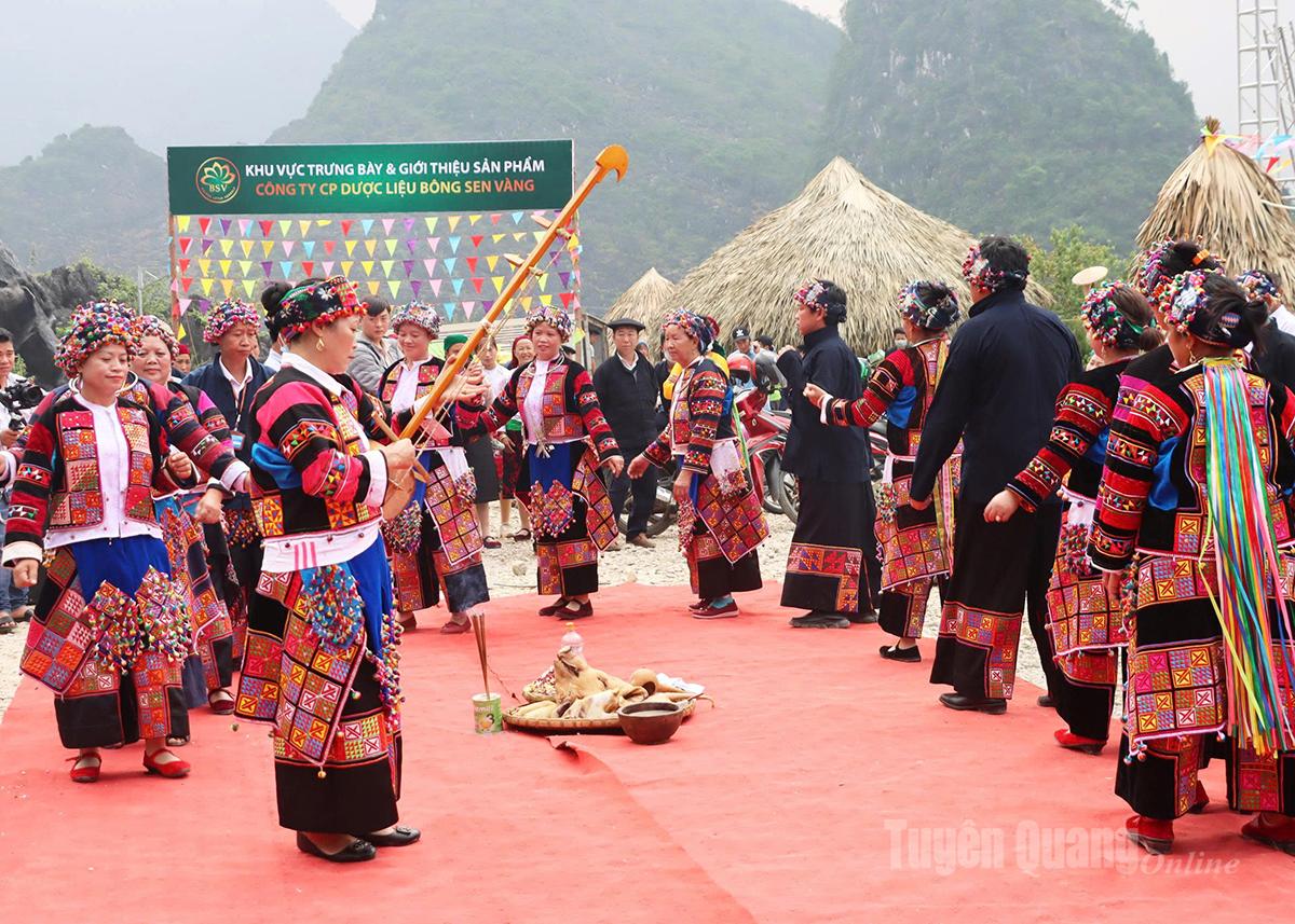 Nhiệm kỳ mới, Tuyên Quang tập trung phát triển du lịch hiện đại, giàu bản sắc. 					        Ảnh: Thu Phương