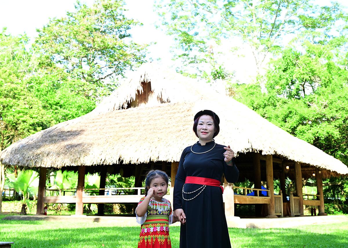 Visitors also returned to Tan Trao communal house, the cradle of the Vietnamese revolution.
