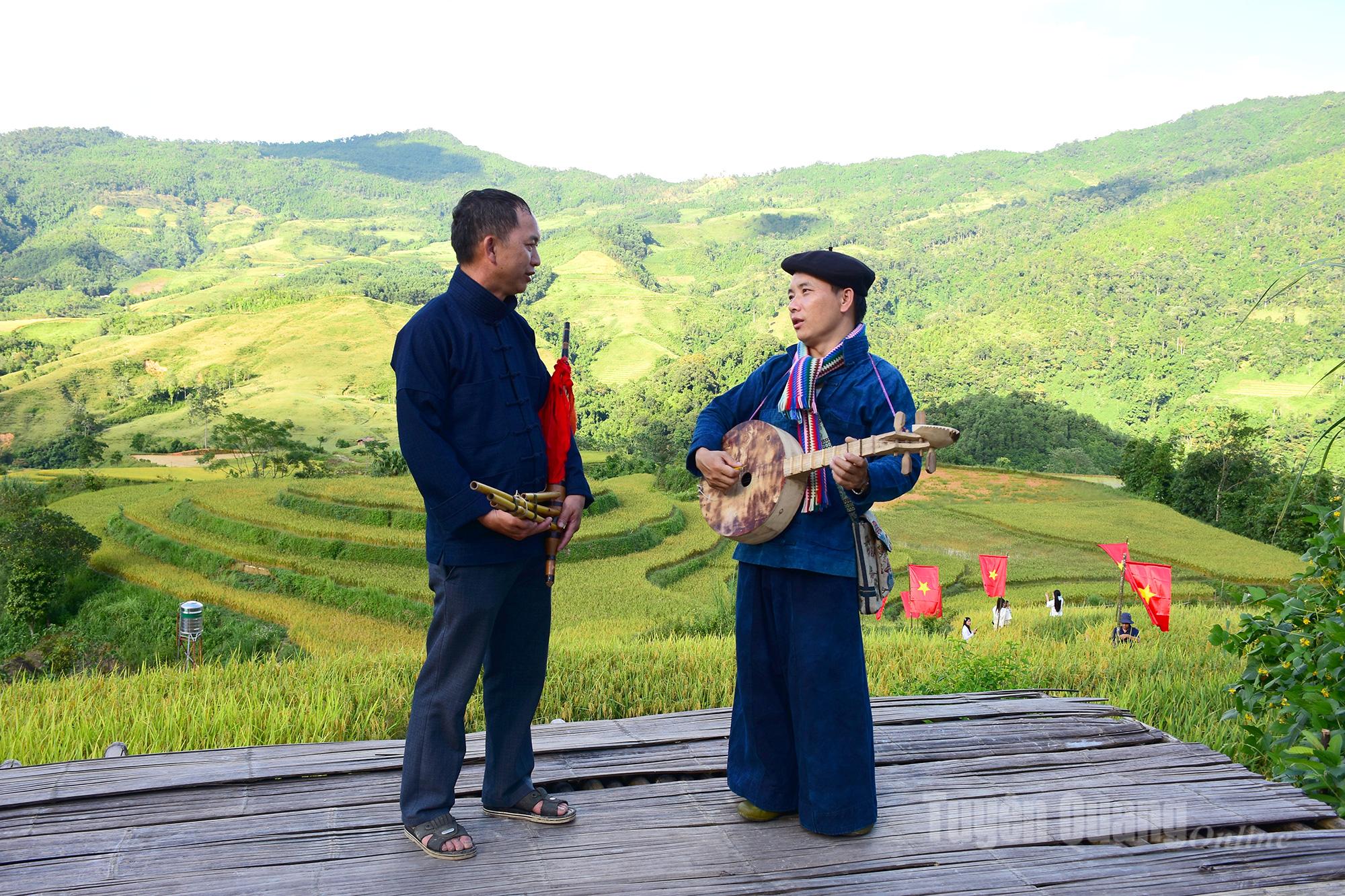 A cultural exchange between the H’mong ethnic communities of Lam Binh and Dong Van communes.