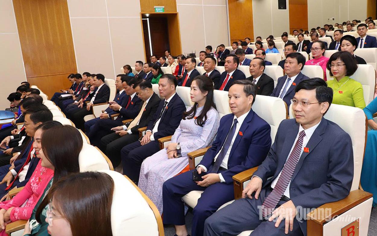 Các đại biểu dự đại hội.
