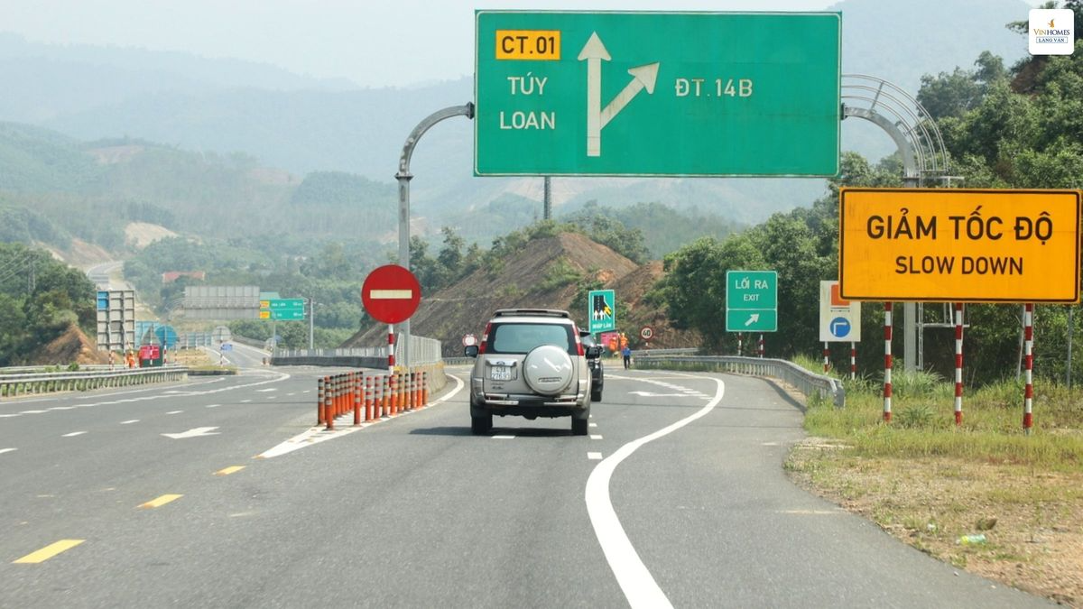 Cao tốc La Sơn - Tuý Loan kết nối nhanh chóng Vin Làng Vân với khu vực