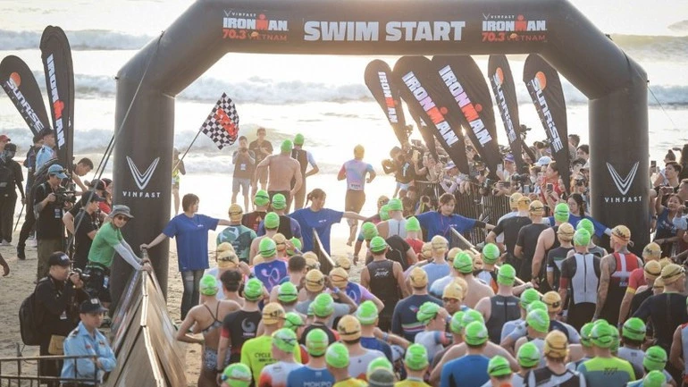 Athletes competing at IRONMAN 70.3 Da Nang in 2024.