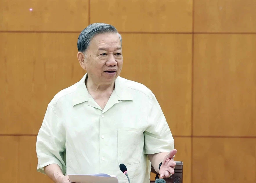 Party General Secretary To Lam presides over a meeting with the Standing Board of the Government Party Committee on September 17. (Photo: VNA)