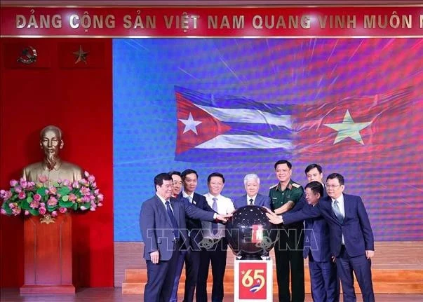 The donation campaign is aimed at mobilising resources to support the Cuban people in overcoming hardships while further strengthening the special friendship between the two nations. (Photo: VNA)