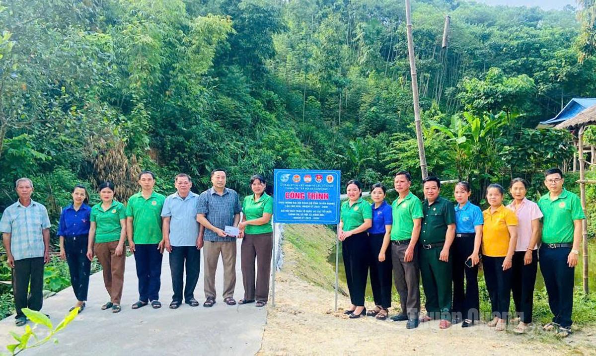 đường bê tông thôn đèo quân, xã hùng đức (ảnh 3). 