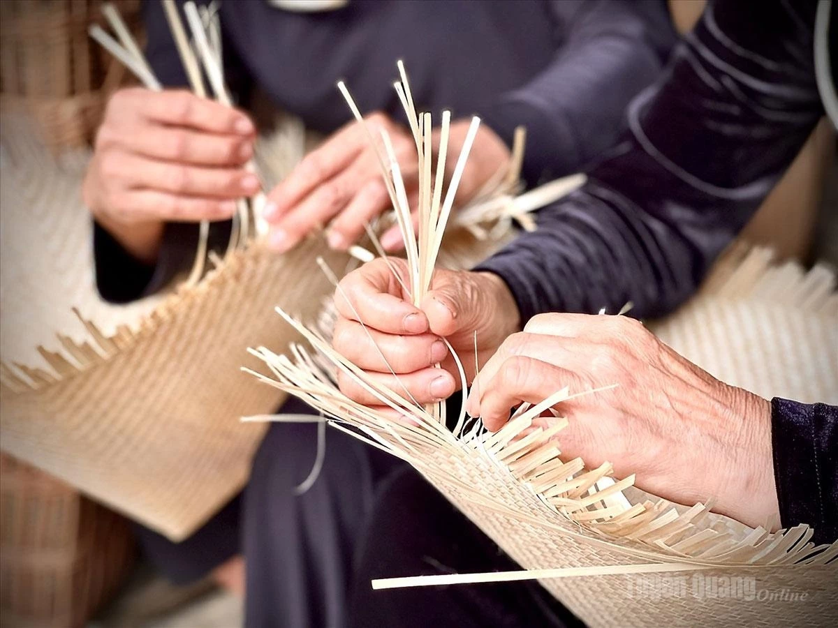 Skillful hands keep the old craft alive