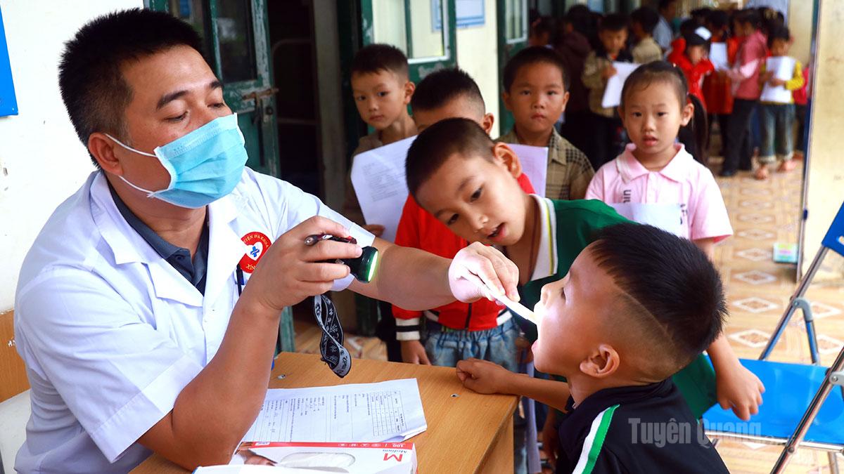 Chờ trường mới ho&agrave;n thiện linh hoạt tổ chức dạy học