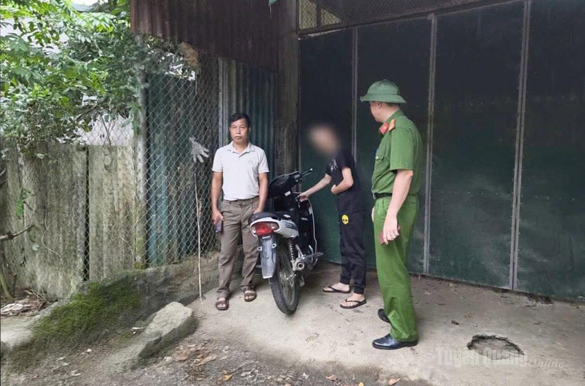 Công an xã Thuận Hòa làm rõ 7 vụ trộm cắp xe máy.
