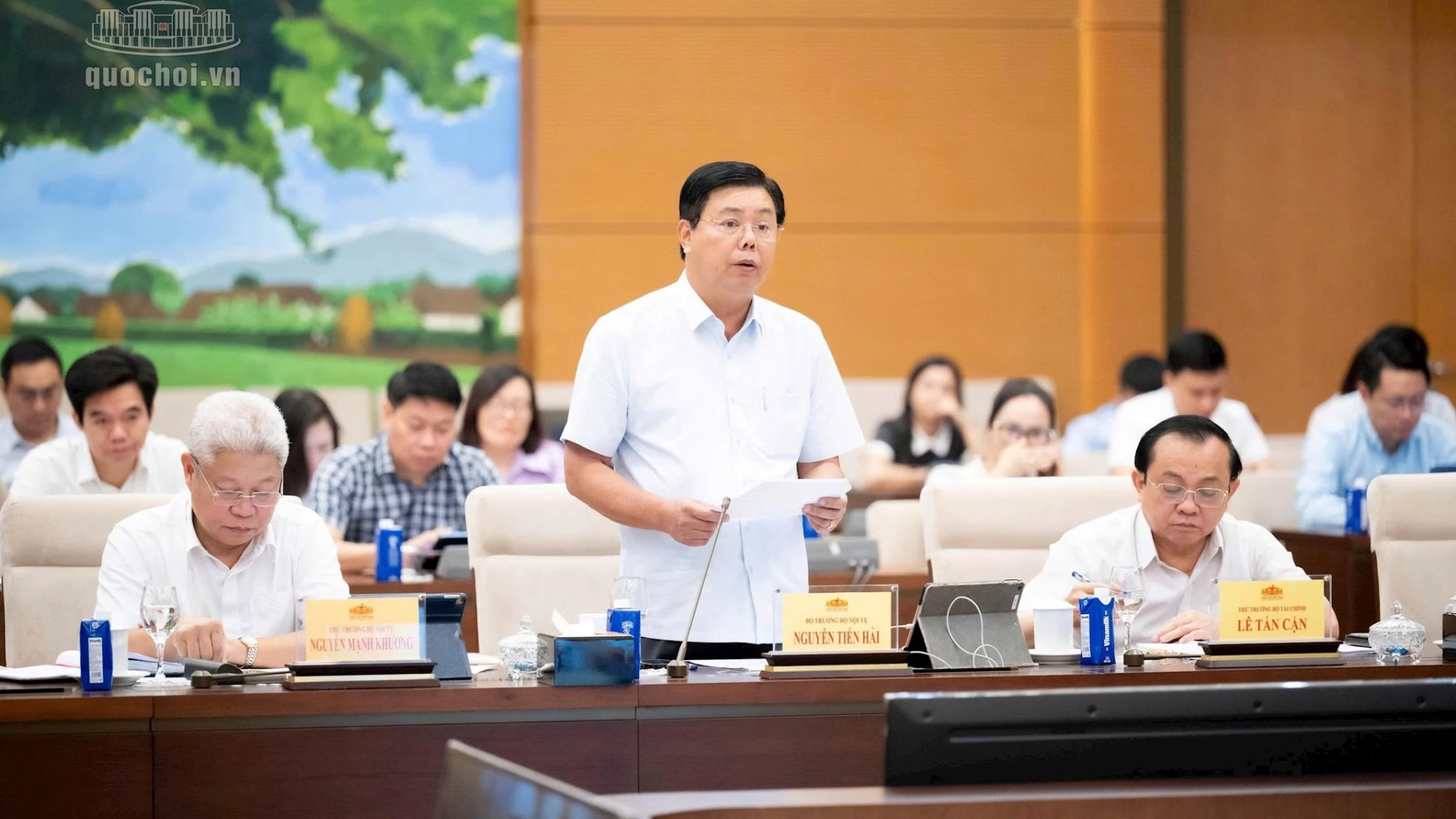 Đề xuất bắt buộc người l&agrave;m việc tr&ecirc;n nền tảng số tham gia bảo hiểm x&atilde; hội