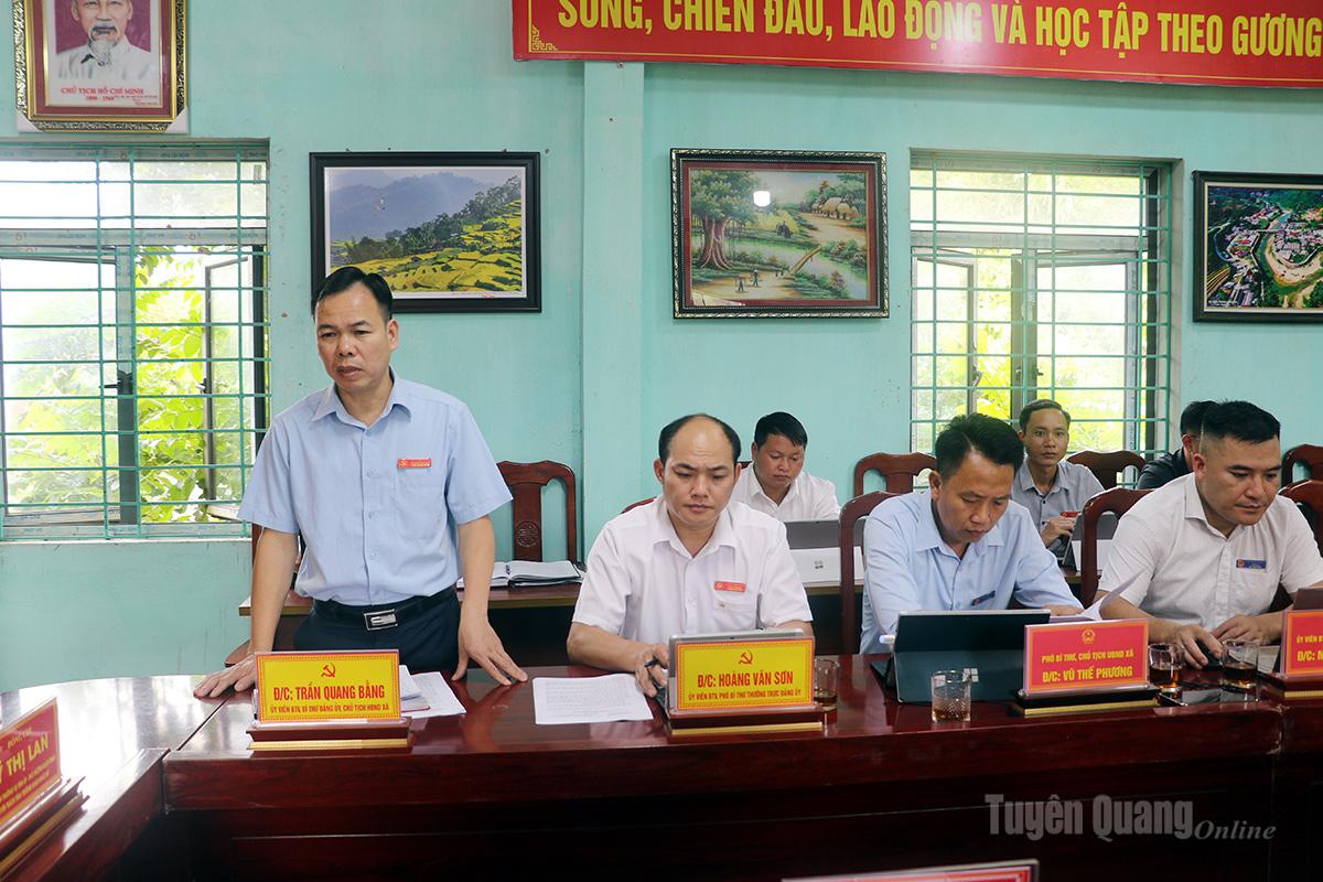 Lãnh đạo xã Thông Nguyên đề xuất, kiến nghị với Đoàn ĐBQH khoá XVI tỉnh Tuyên Quang.