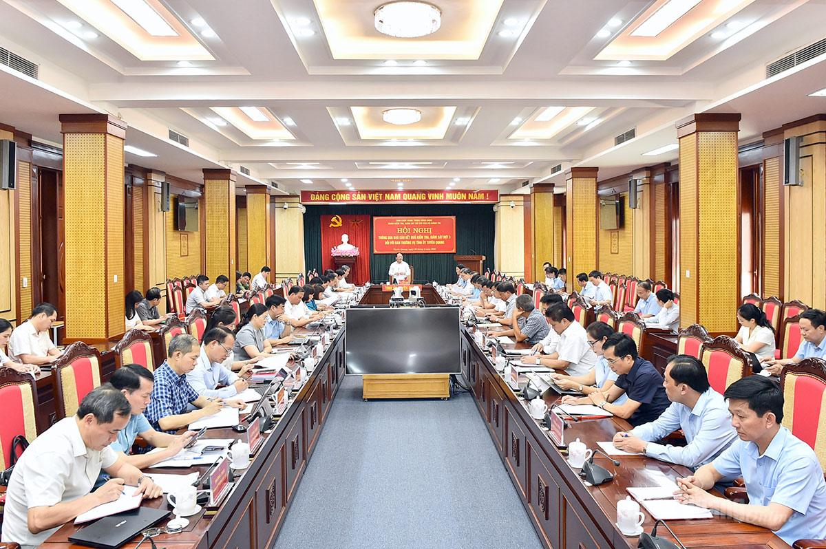 Toàn cảnh hội nghị.