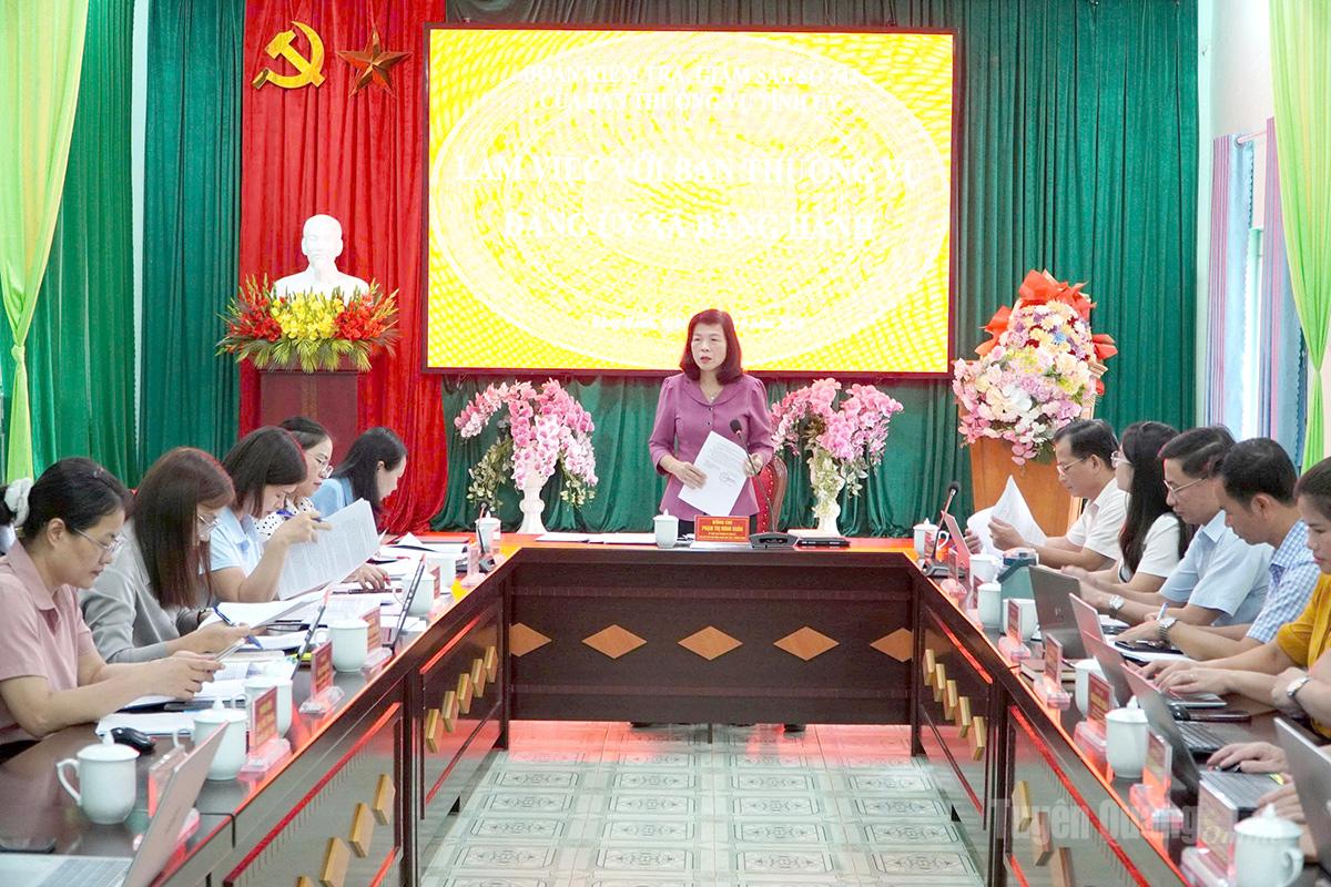 Đoàn giám sát làm việc với Ban Thường vụ Đảng ủy xã Bằng Hành.