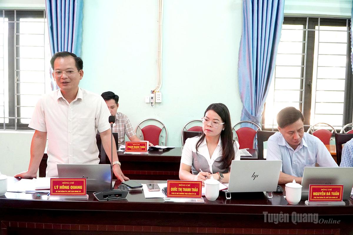 Lãnh đạo xã Bằng Hành phát biểu tại buổi làm việc.