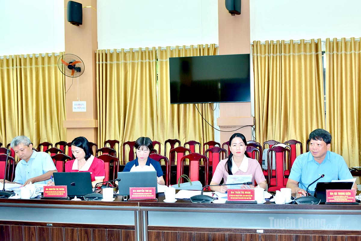 Các đại biểu dự hội nghị.