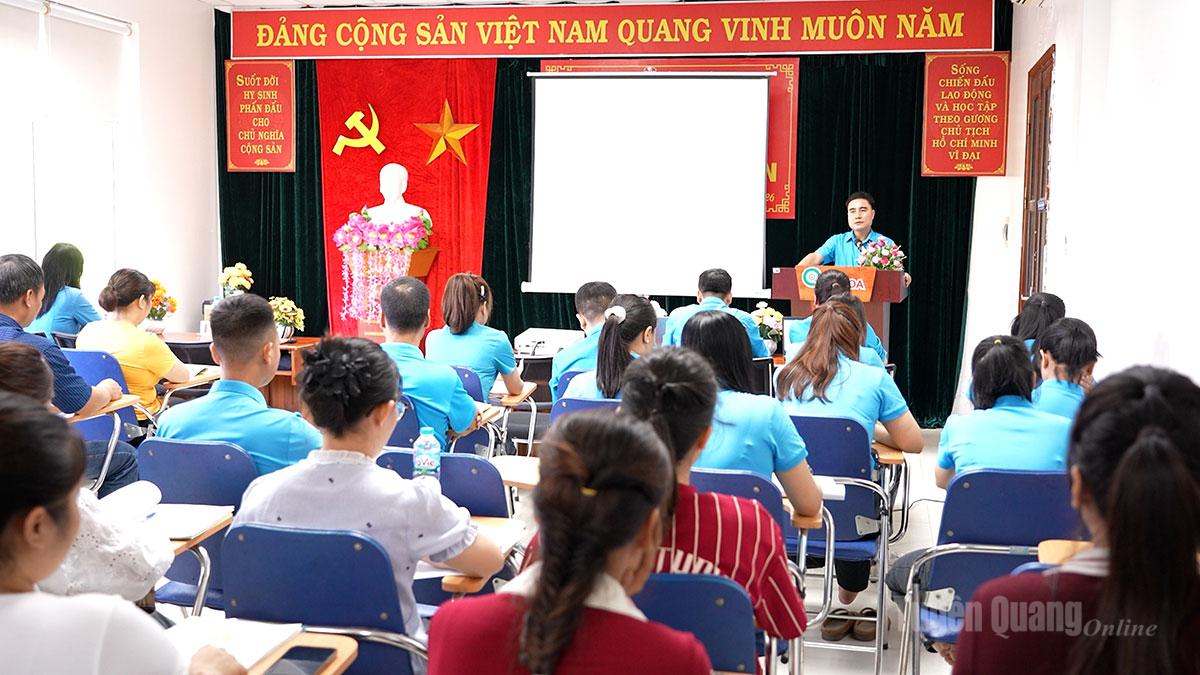 Hội nghị tập huấn nghiệp vụ công tác công đoàn tại Công ty Cổ phần giấy An Hòa.