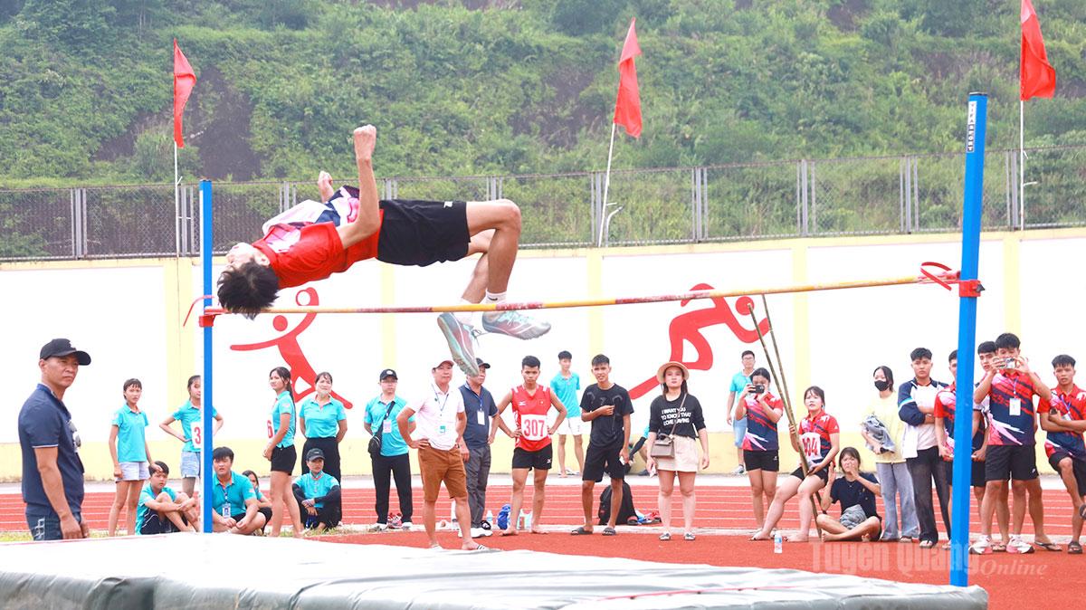 Nội dung nhảy cao nam đã hoàn thành trong sáng 27-9.