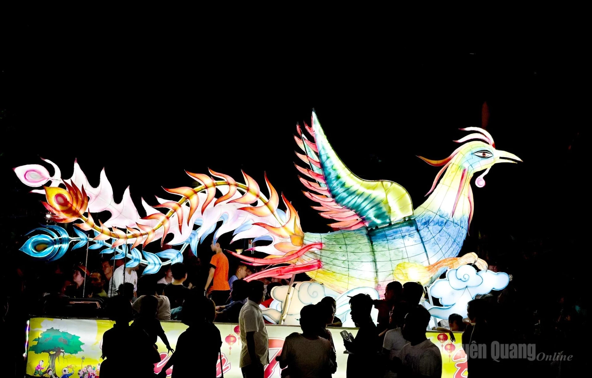 A phoenix model.