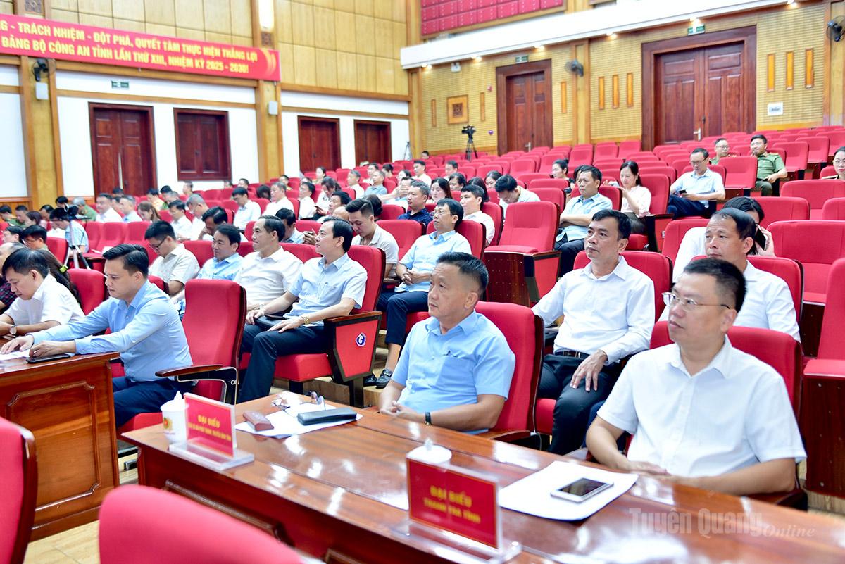 Các đại biểu dự hội nghị tại điểm cầu Công an tỉnh Tuyên Quang.