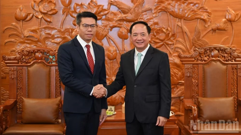 Tăng cường phối hợp, trao đổi kinh nghiệm thực hiện công tác chính trị, tư tưởng trong bối cảnh mới