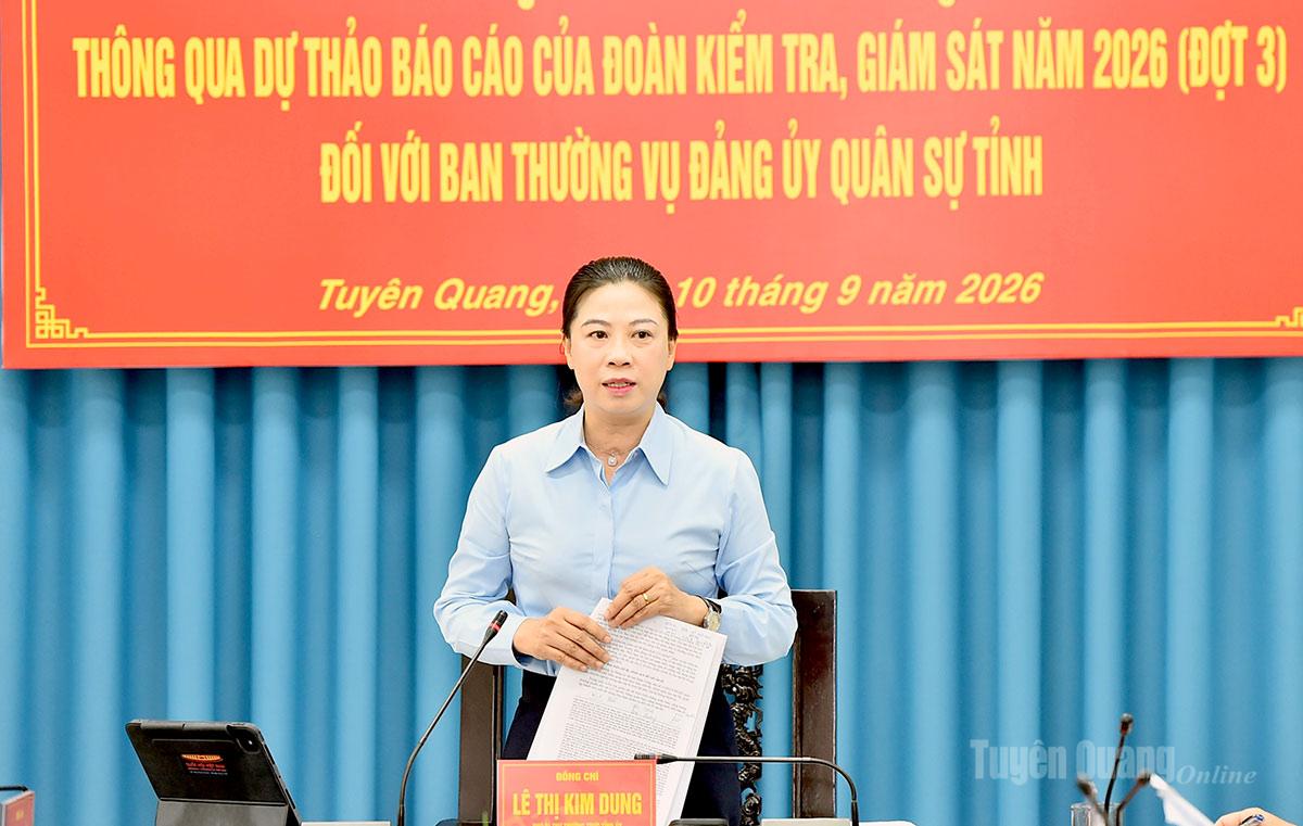 Đồng chí Phó Bí thư Thường trực Tỉnh ủy Lê Thị Kim Dung phát biểu kết luận tại hội nghị.