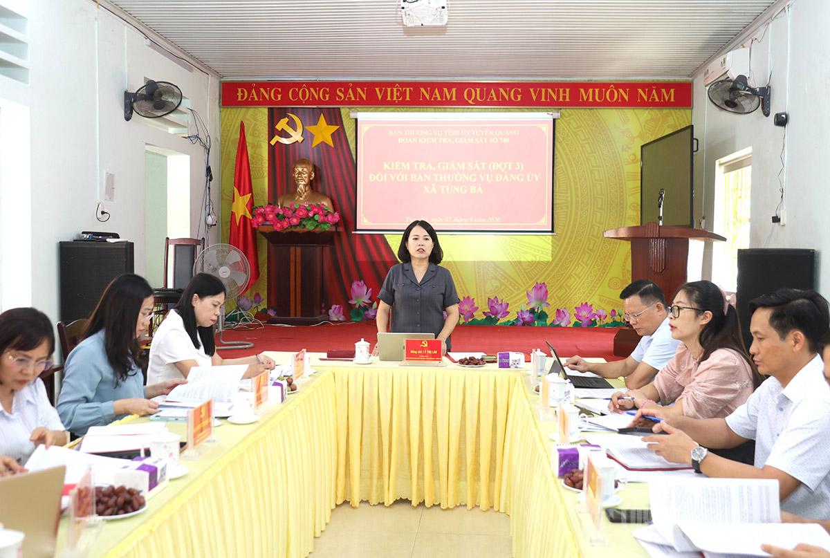 Đồng chí Lý Thị Lan, Ủy viên Ban Thường vụ Tỉnh ủy, Phó Trưởng đoàn ĐBQH chuyên trách khóa XVI tỉnh phát biểu kết luận tại buổi làm việc.