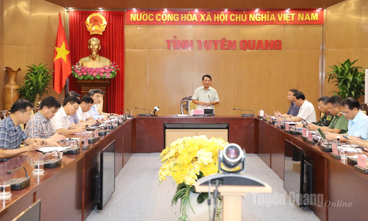Quang cảnh phiên họp.
