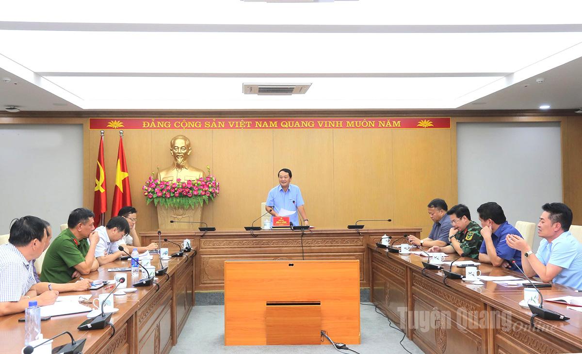 Bí thư Tỉnh uỷ Hầu A Lềnh chủ trì cuộc họp bàn giải pháp khẩn trương khắc phục hậu quả thiên tai tại phường Hà Giang 1 và Hà Giang 2.
