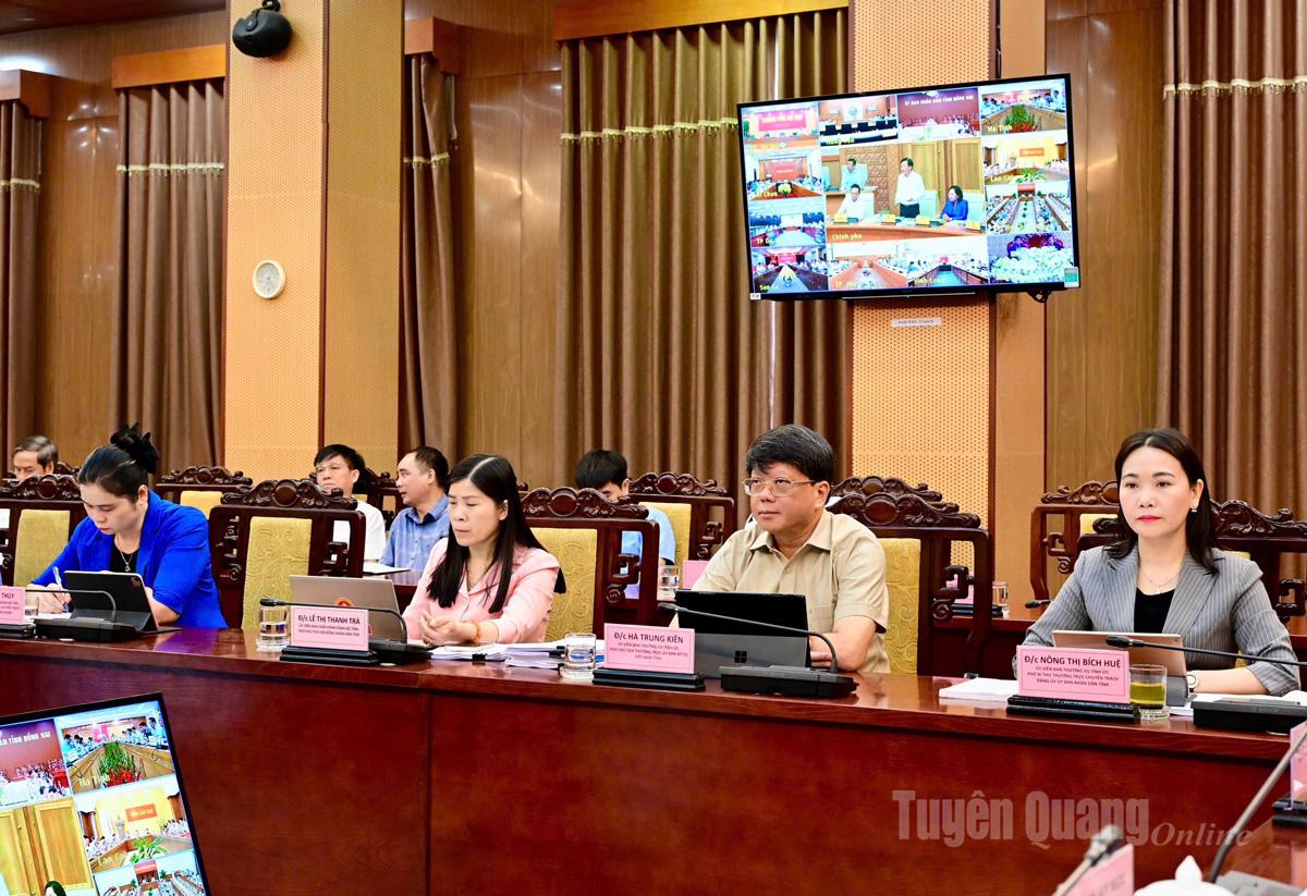 Các đại biểu dự Lễ phát động tại điểm cầu Tuyên Quang.