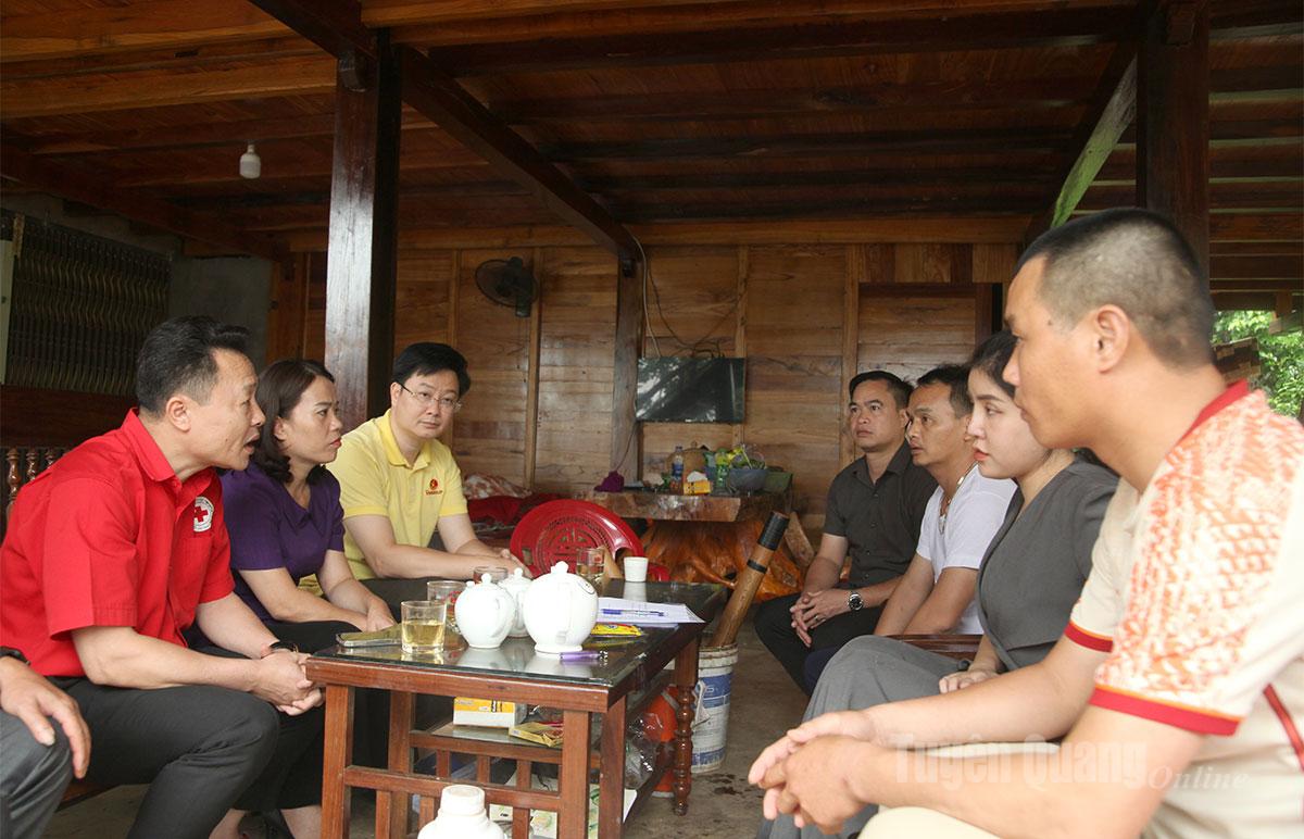 Đoàn chia buồn với gia đình anh Hoàng Văn Qúy.