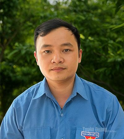 Anh Hà Ngọc Châm.