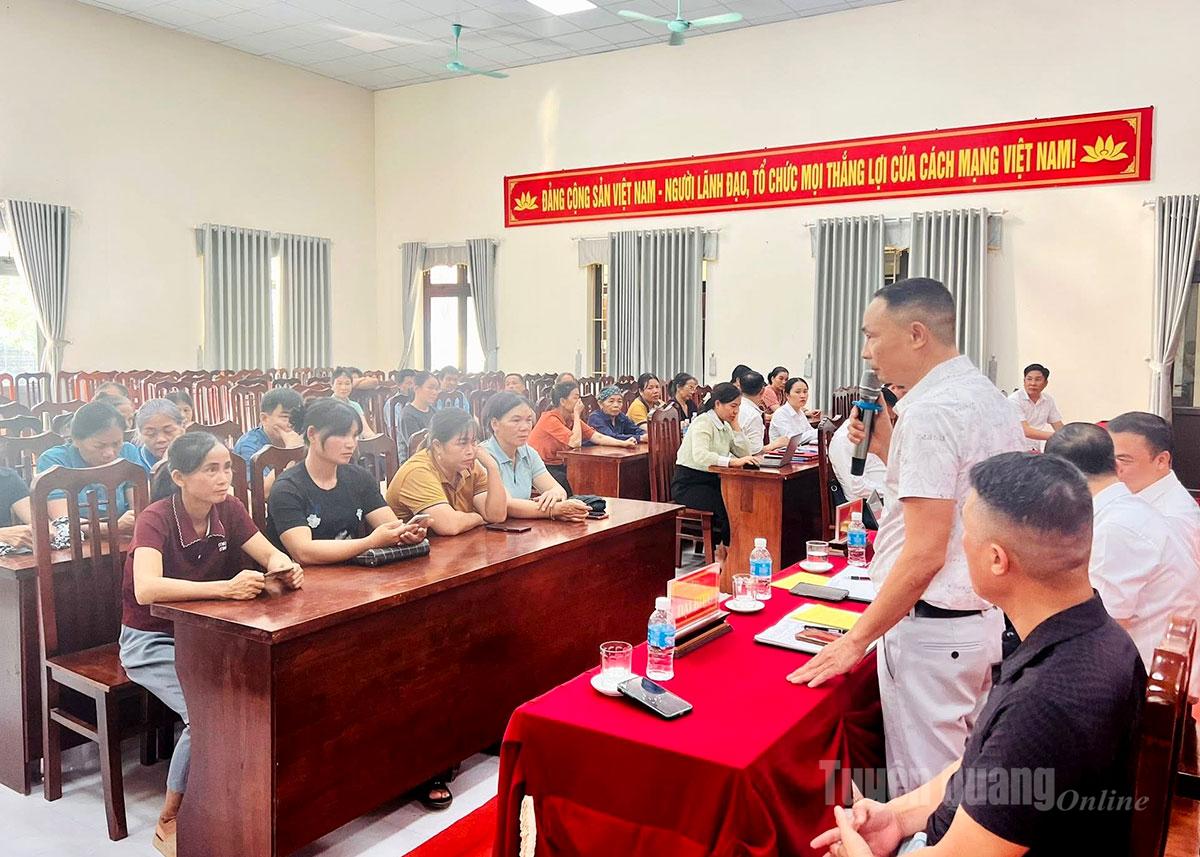 Hợp tác xã Hướng Đạo hỗ trợ 100% ứng trước vật tư và bao tiêu toàn bộ sản phẩm với giá sàn từ 5.000 đồng/kg trở lên.