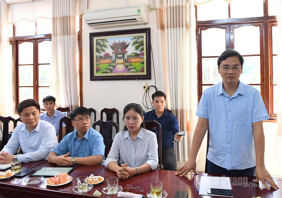 Giám đốc Sở Giáo dục và Đào tạo phát biểu cảm ơn đoàn công tác của Bộ Giáo dục và Đào tạo.