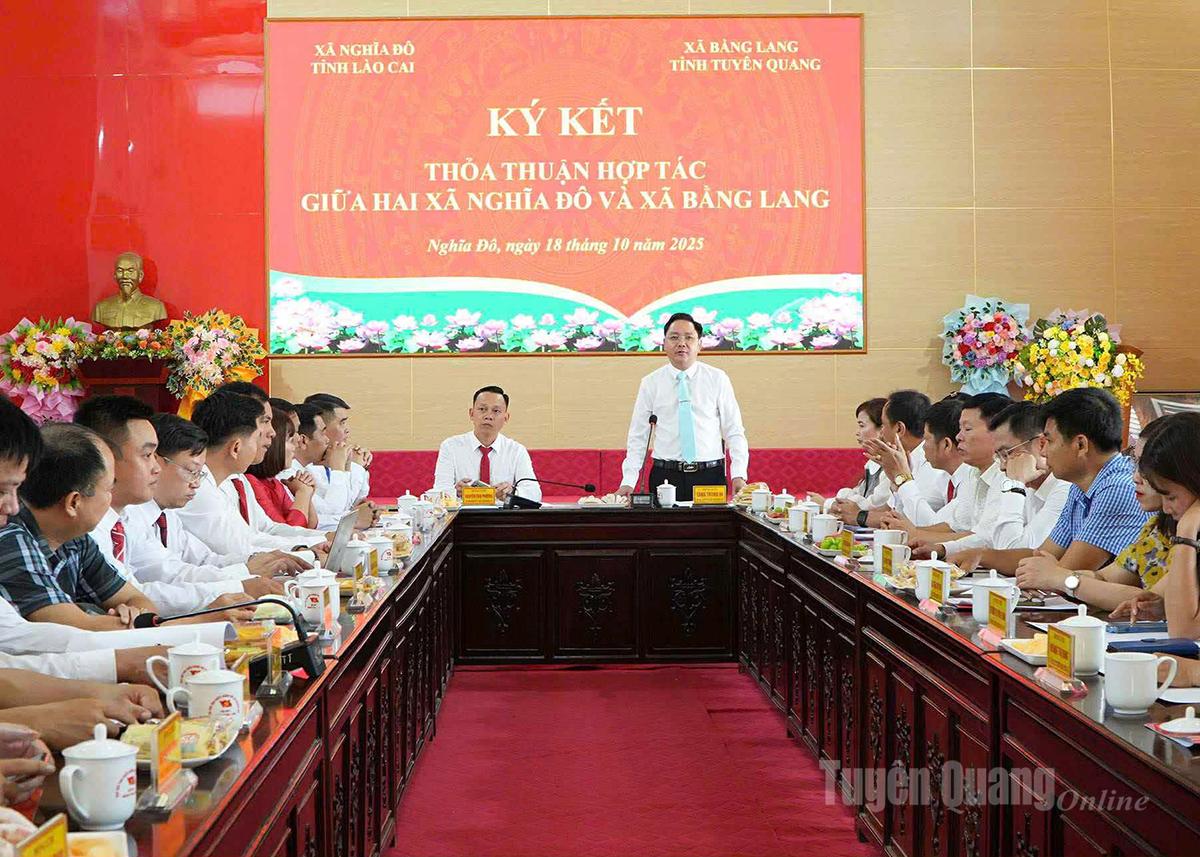 Lãnh đạo xã Bằng Lang phát biểu tại Lễ ký kết.