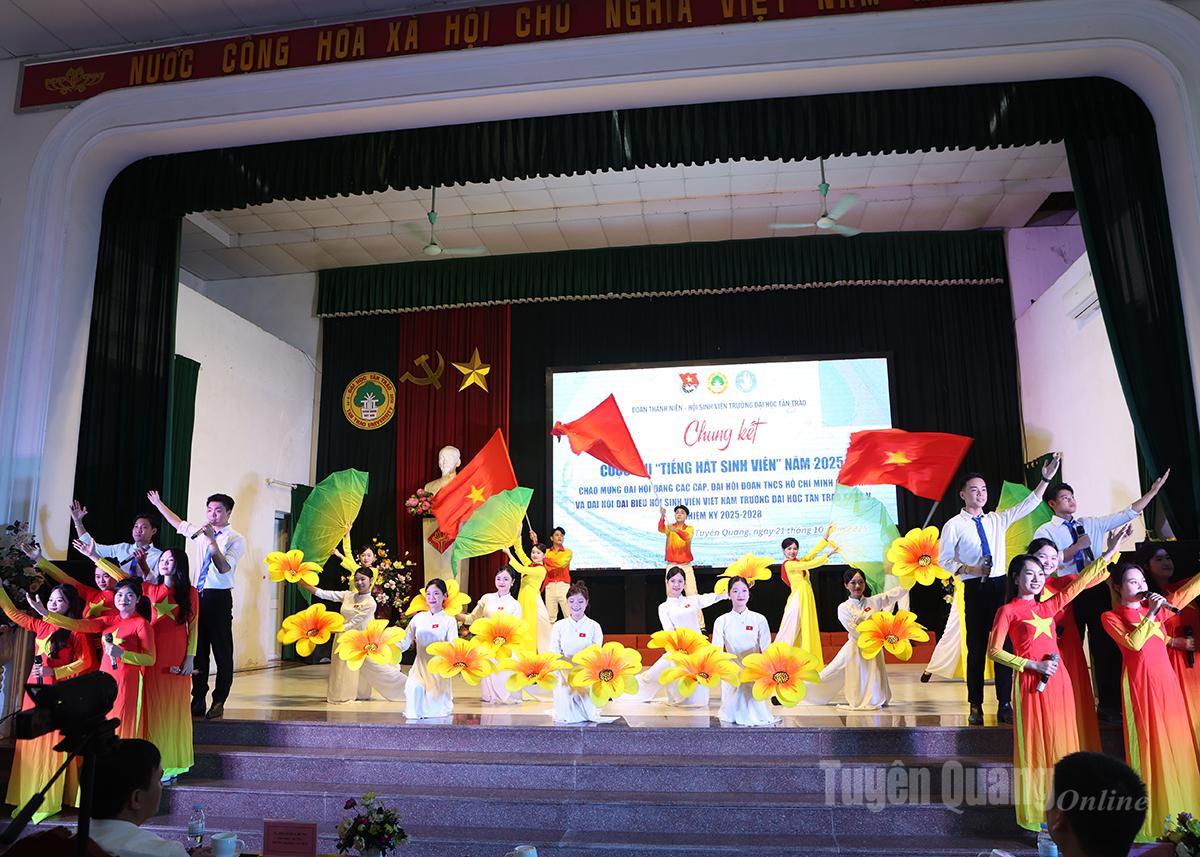 Tiết mục Khát vọng hùng cường của Câu lạc bộ Nghệ thuật đoạt giải Nhất tại cuộc thi.