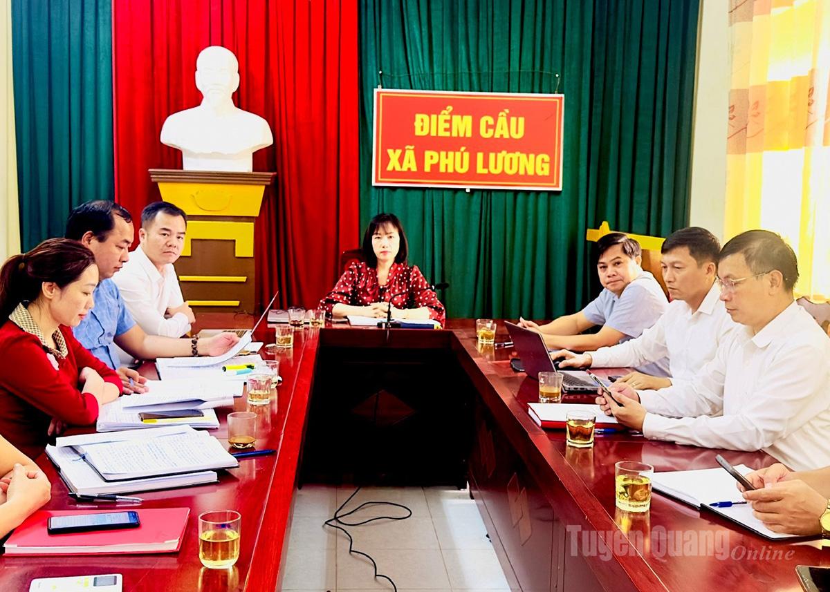 Đại biểu dự Hội nghị tại điểm cầu xã Phú Lương.