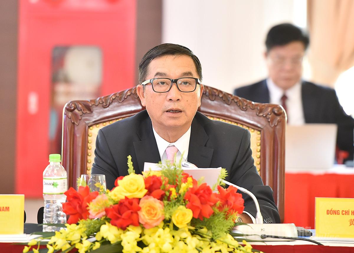 Đại diện Bộ Ngoại giao phát biểu tại hội nghị.