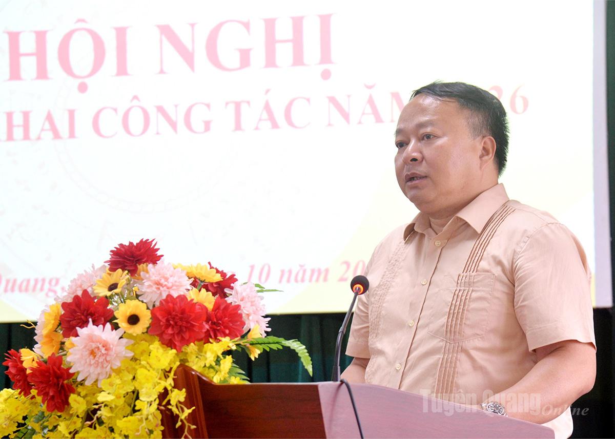 Đồng chí Phan Huy Ngọc, Phó Bí thư Tỉnh ủy, Chủ tịch UBND tỉnh phát biểu chỉ đạo tại Hội nghị.